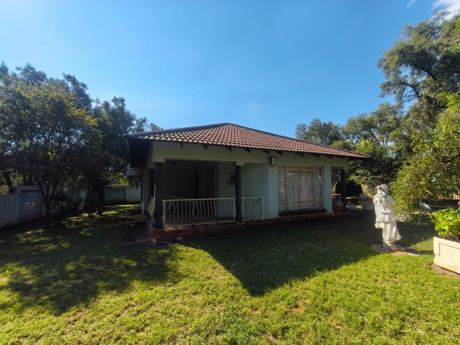 2 Bedroom Property for Sale in Swartruggens North West
